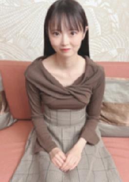 FC2PPV-4669697 宝藏**模特的白皙纤细美丽裸体。只有被选中者才能享受的至高无上口交，必然发生。射精达到胸膛。