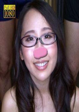 FC2PPV-4652931 迟迟不还款的浪荡妻子，在新家等了很久，却被陌生人的阴茎侵犯她的私密空间和身体，且在丈夫不知情的情况下，在子宫深处射精。