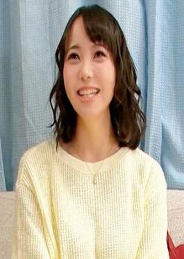好心情的超级傲慢女孩被问题视频激怒，硬上让她明白。