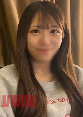 FC2PPV FC2PPV-4654349 不出声 面部曝光 一个精致可爱的JD如此性感，让你担心它会崩溃，她被内射