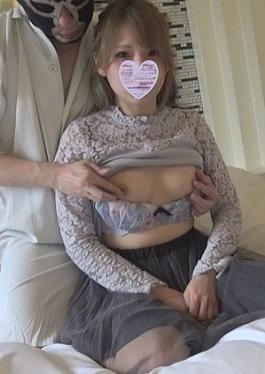 FC2PPV-4633263 个人拍摄卡伦，诱人的自然妹美女真冬酱 主观视角，亲密互动集合